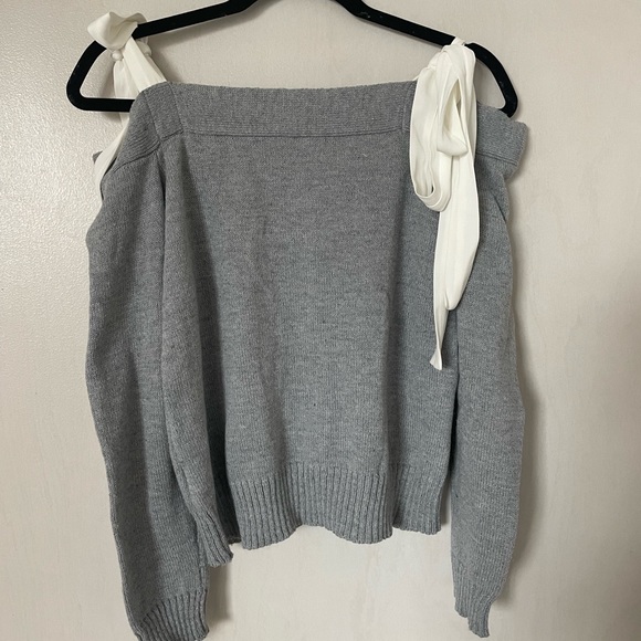 Grey Shoulder Tie Sweater Sz S - Picture 3 of 3